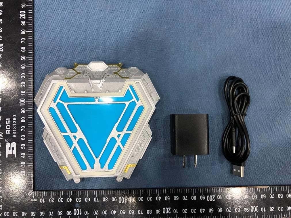 Wireless Charger - FCC ID V77-LJSL-MV-IRN - ThinkGeek, Inc.