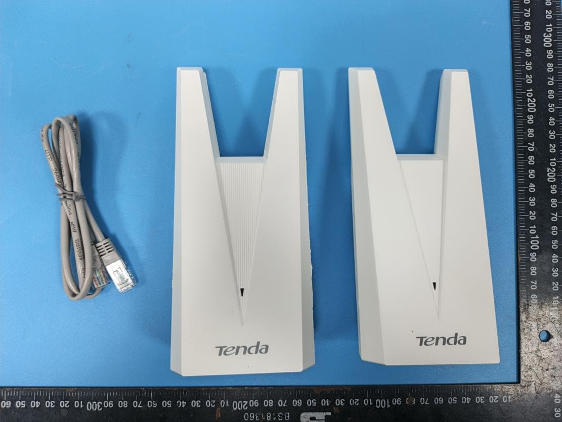 AX3000 Dual-Band Gigabit Wi-Fi Range Extender, AX1800 Dual-Band Gigabit Wi-Fi Range Extender - FCC ID V7TA33V2 - SHENZHEN TENDA TECHNOLOGY CO., LTD. (2)
