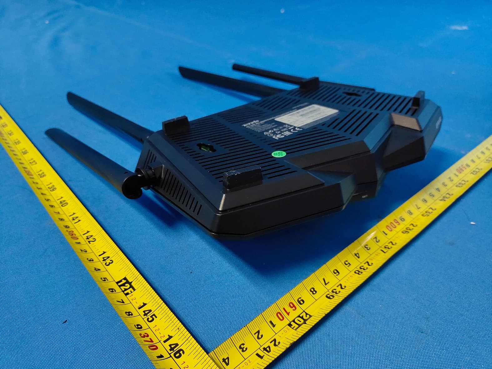AC1200 MU-MIMO Dual Band Gigabit WiFi Router - FCC ID V7TAC10UV2 - SHENZHEN TENDA TECHNOLOGY CO., LTD. (2)