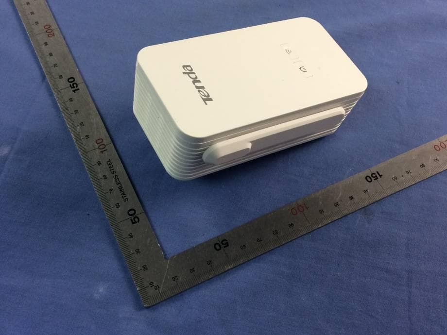 AV1000 2-Port Gigabit Wi-Fi Powerline Extender - FCC ID V7TPW3 - SHENZHEN TENDA TECHNOLOGY CO., LTD. (3)
