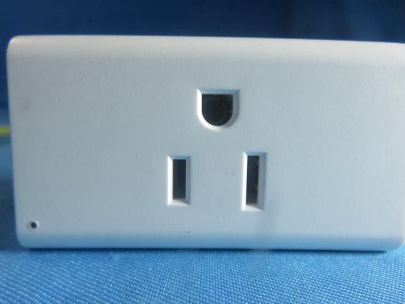 Smart Wi-Fi Plug With Energy Monitoring - FCC ID V7TSP9V1 - SHENZHEN TENDA TECHNOLOGY CO., LTD. (3)