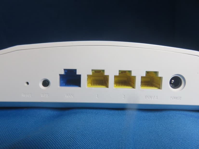 AX1800 Dual Band Gigabit Wi-Fi 6 Router - FCC ID V7TTX3 - SHENZHEN TENDA TECHNOLOGY CO., LTD. (5)