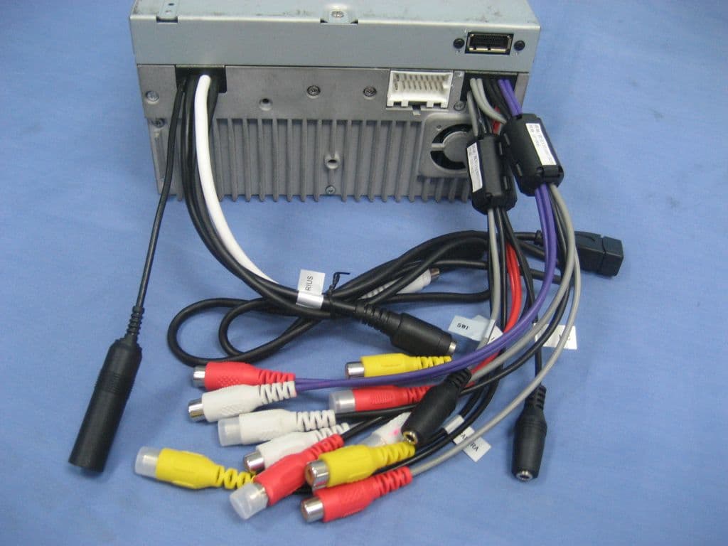 2-DIN DVD MULTIMEDIA STATION WITH 6.2-INCH TOUCH PANEL CONTROL - FCC ID V8VCES8203CL - SKYPINE ELECTRONICS (SHEN ZHEN) CO., LTD. (2)