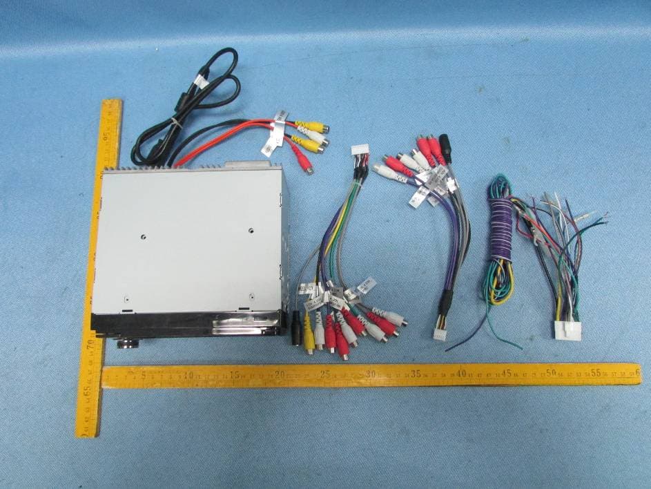 ALL IN ONE DVD PLAYER - FCC ID V8VCES8239CL - SKYPINE ELECTRONICS (SHEN ZHEN) CO., LTD. (1)
