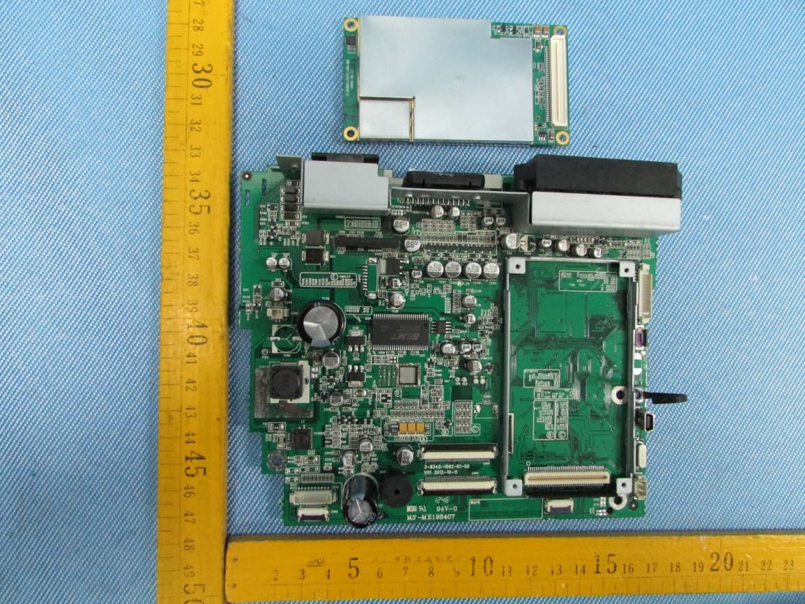 ENTERTAINMENT SYSTEM - FCC ID V8VCNE6206RS - SKYPINE ELECTRONICS (SHEN ZHEN) CO., LTD. (2)