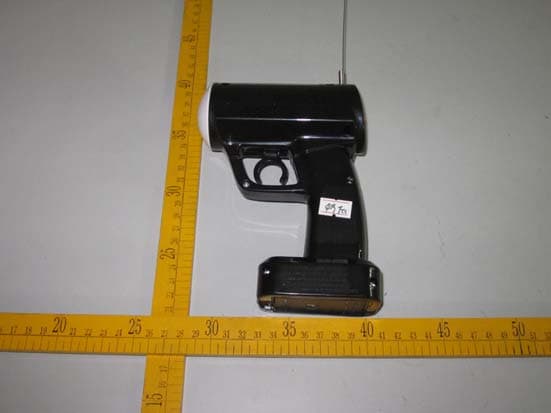 HOT PURSUIT 49MHz TX - FCC ID V9Q-37060T49 - Toy State International Ltd. (3)