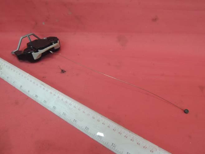 Poppin Mad Wheelies TM R/C - Ford Mustang Boss 302 - FCC ID V9Q-37075F27 - Toy State International Ltd. (2)