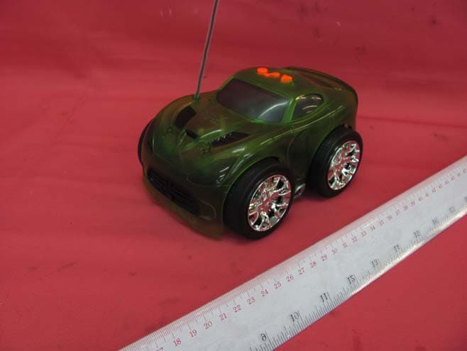 Blaze CrazeTM R/C - F250 - FCC ID V9Q-37100R49 - Toy State International Ltd. (3)