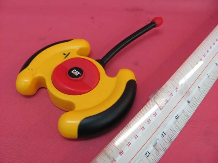 1st R/C - Dump Truck - FCC ID V9Q-80350F27 - Toy State International Ltd. (3)