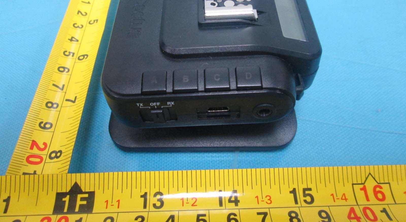 Wireless Flash Transceiver - FCC ID VAAWFTV6 - Harvest One Limited (4)