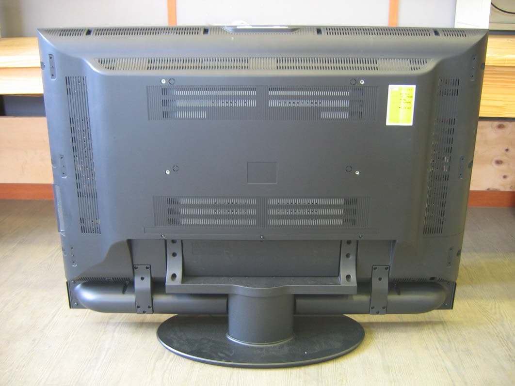 42 Inch LCD TV Monitor - FCC ID VAYLT4270BND - RED Co., Ltd.