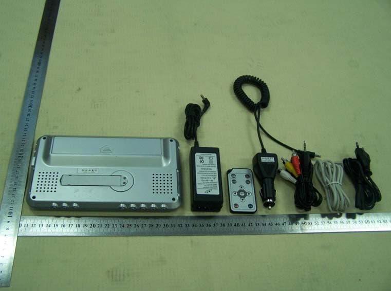 DIGITAL PICTURE FRAME - FCC ID VBM-SPDPF70P - Shenzhen Yudafu Electronic Co., Ltd.