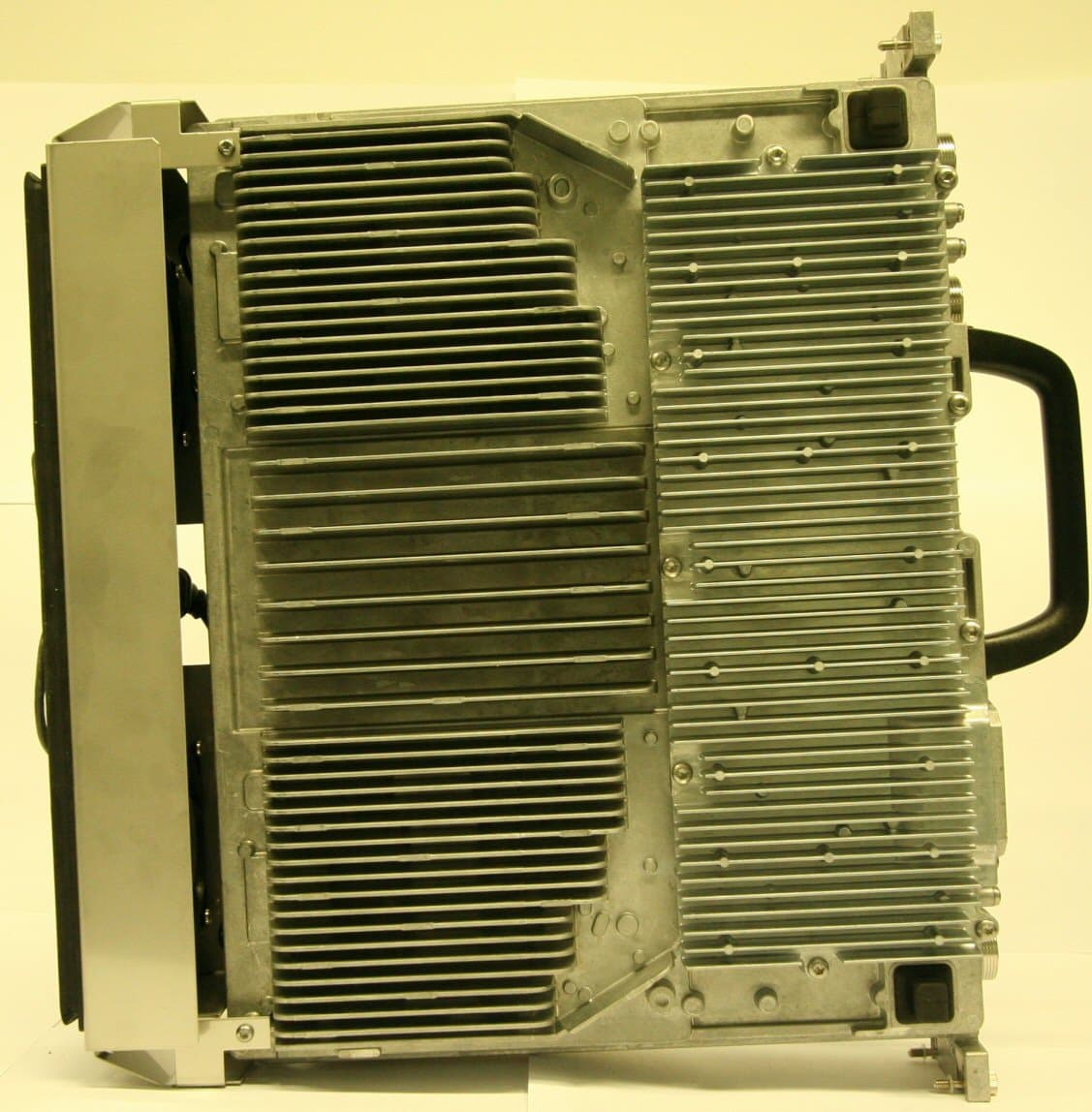 WCDMA Base Station Transceiver Module - FCC ID VBNFRFA-01 - Nokia Solutions and Networks