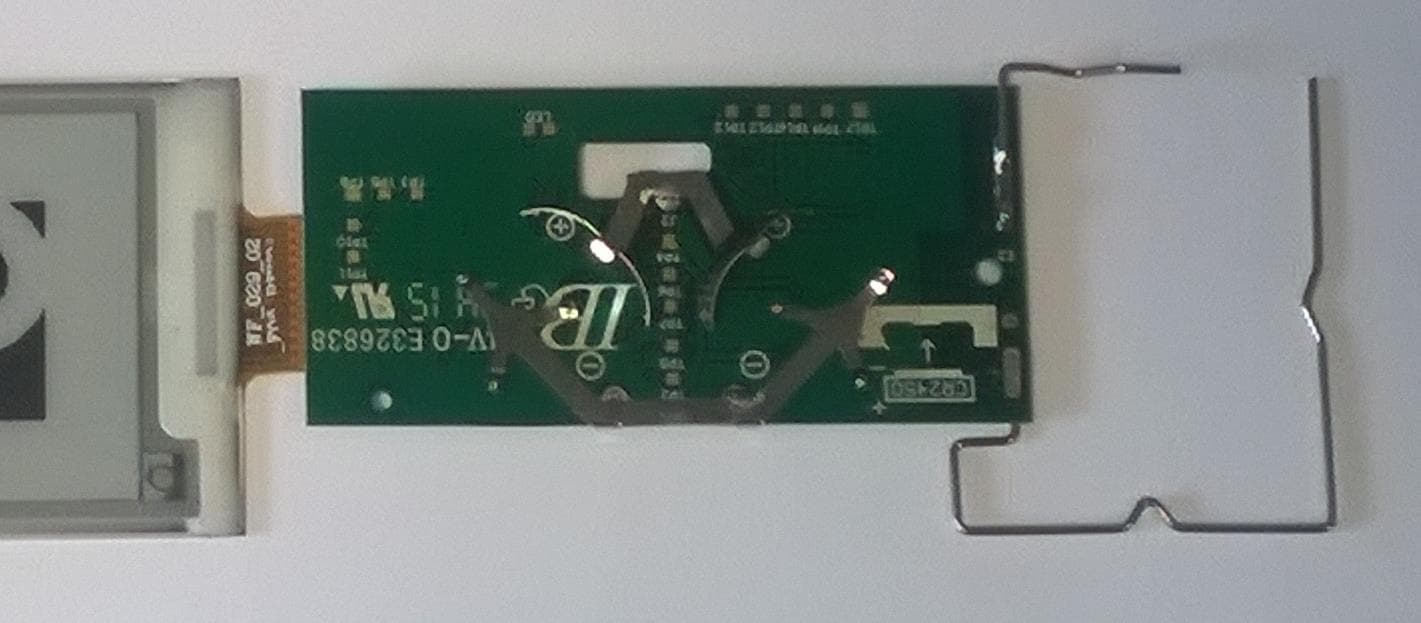 AURA 29BLE Electronic shelf label with beacon - FCC ID VC7120-0141 - Displaydata Ltd.
