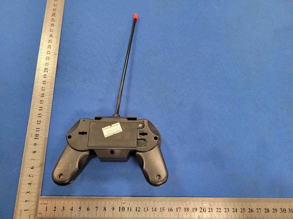 R/C VEHICLE - FCC ID VC996091127 - Grandex International Development Ltd
