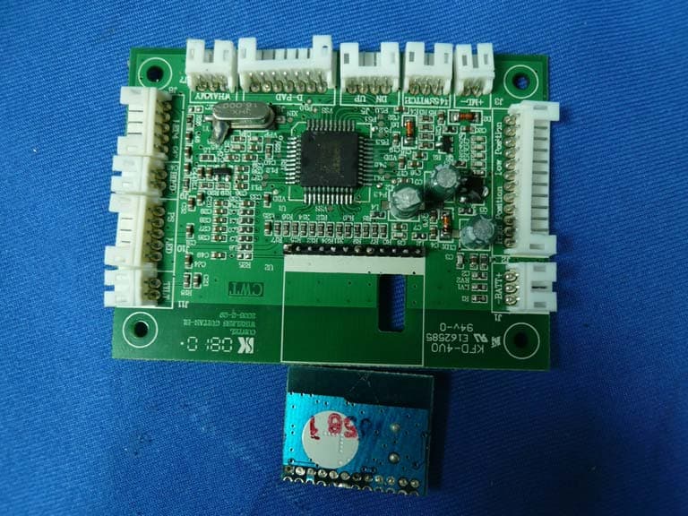 Wii Wireless Guitar - FCC ID VFR19091 - Harmonix Music Systems, Inc. (2)