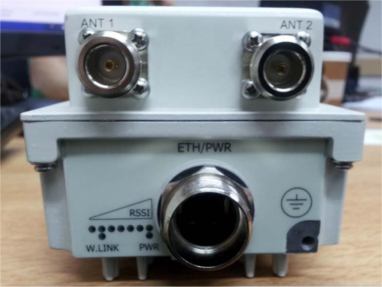 WiMAX subscriber unit transceiver - FCC ID VG5WIN5X58 - Siemens Canada Limited (2)
