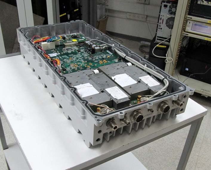 WiMax Transceiver; Compact Base Station (cBST) - FCC ID VG5WIN7023 - Siemens Canada Limited (2)