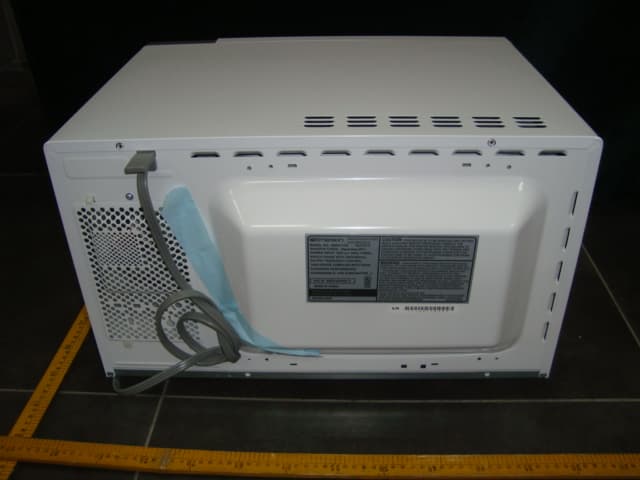 Microwave Oven - FCC ID VG8XM031AYY - Guangdong  Midea  Kitchen  Appliances  Manufacturing  Co.,Ltd