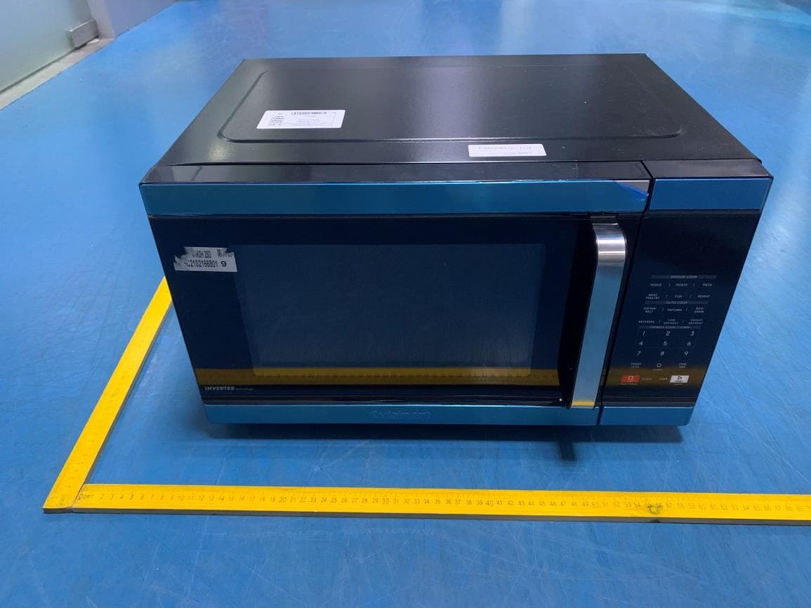 Microwave Oven - FCC ID VG8XM031MYY-PV5 - Guangdong  Midea  Kitchen  Appliances  Manufacturing  Co.,Ltd (2)