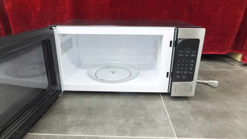Microwave Oven - FCC ID VG8XM831CYY - Guangdong  Midea  Kitchen  Appliances  Manufacturing  Co.,Ltd