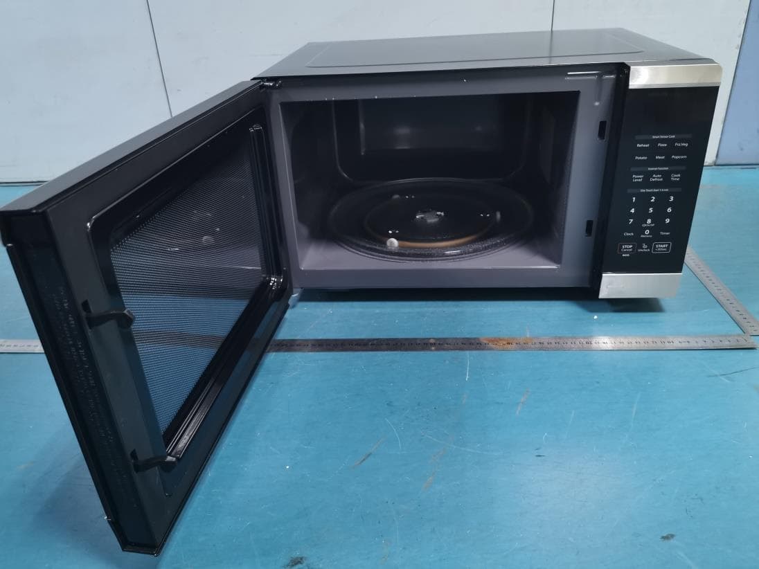 Microwave Oven - FCC ID VG8YM245AYY-PV5 - Guangdong  Midea  Kitchen  Appliances  Manufacturing  Co.,Ltd (2)
