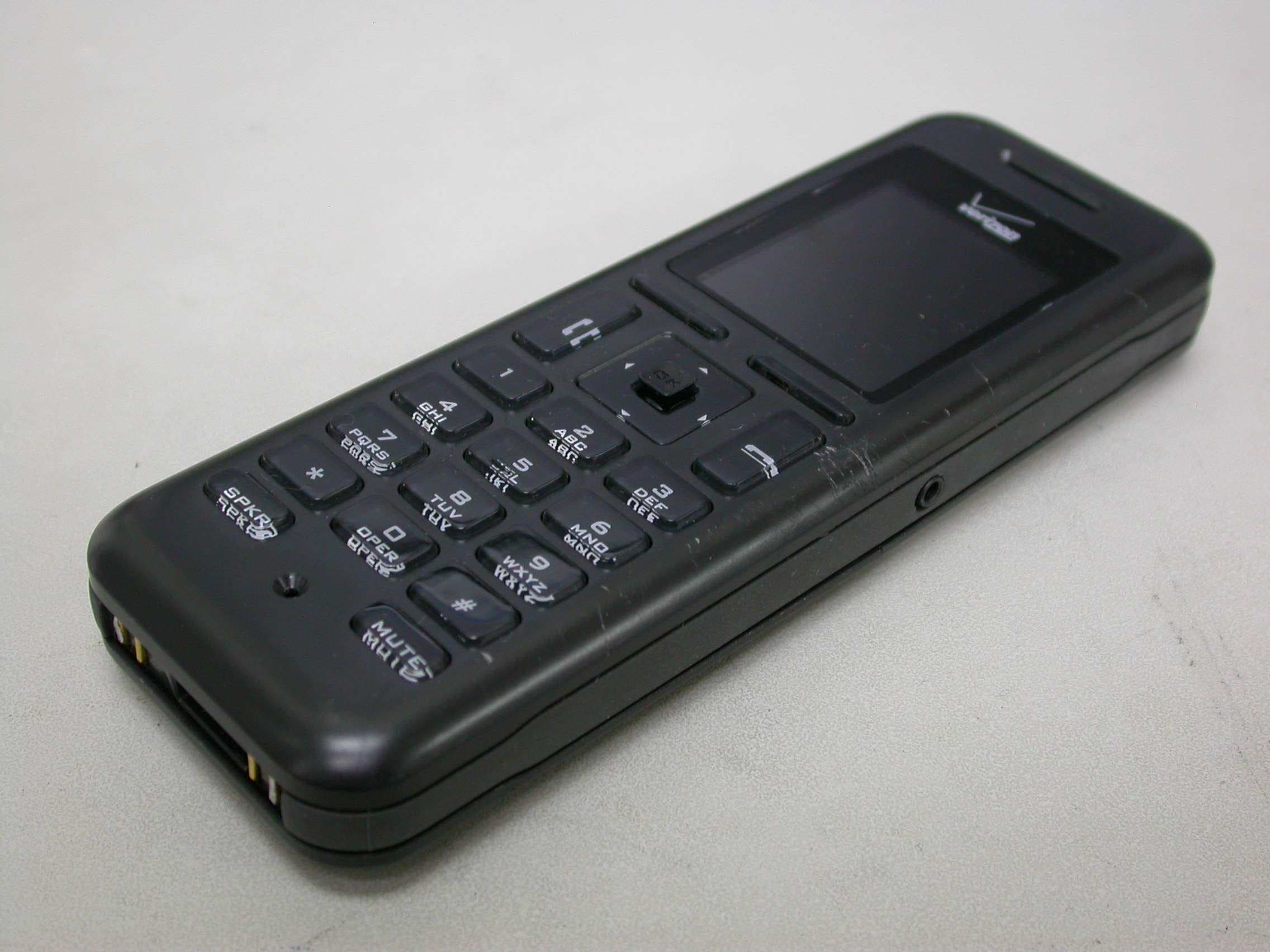 US DECT HANDSET UNIT - FCC ID VGBW4BOP4833015 - OpenPeak Inc.