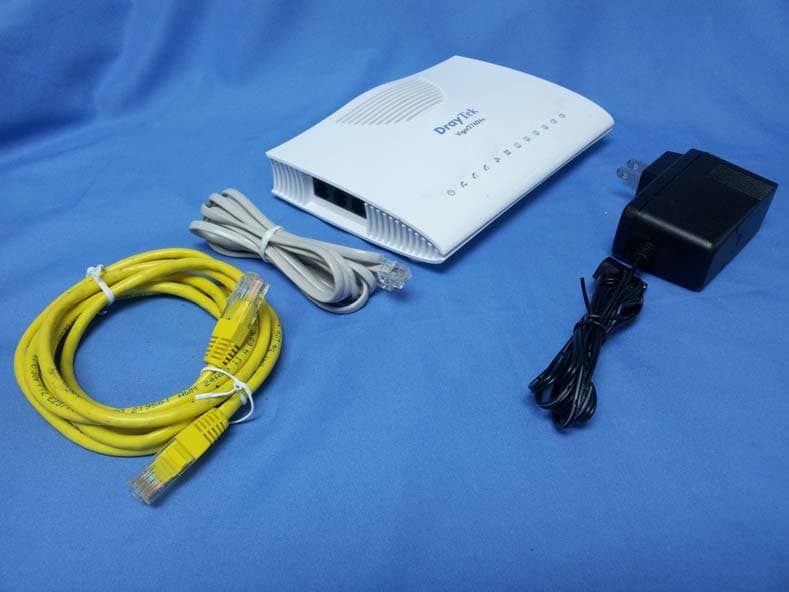 VDSL2 Router with WLAN/VoIP - FCC ID VGYV2760VN - Draytek Corporation (4)