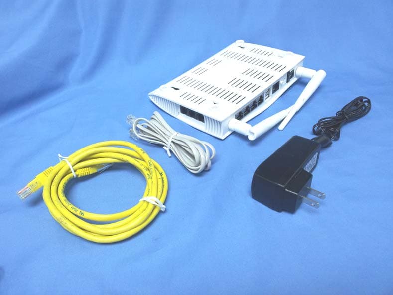 VDSL2 Router with WLAN/VoIP - FCC ID VGYV2760VN - Draytek Corporation (3)