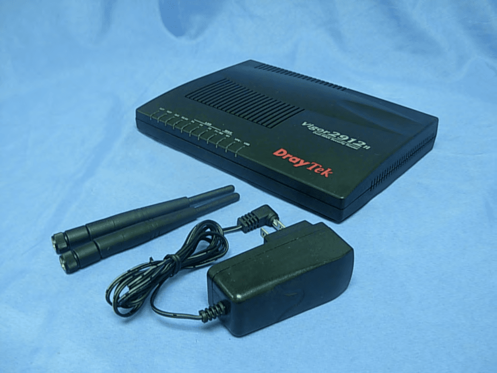 Dual-WAN Security Router - FCC ID VGYV2912N - Draytek Corporation (2)