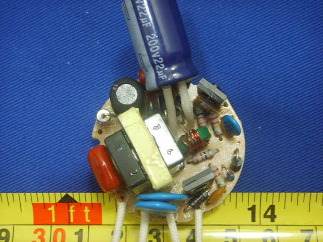 Compact Fluorescent Lamp. - FCC ID VGZSEMSCE01 - Jiangxi Midea Guiya Green Lighting Electrical Co.,Ltd. (2)