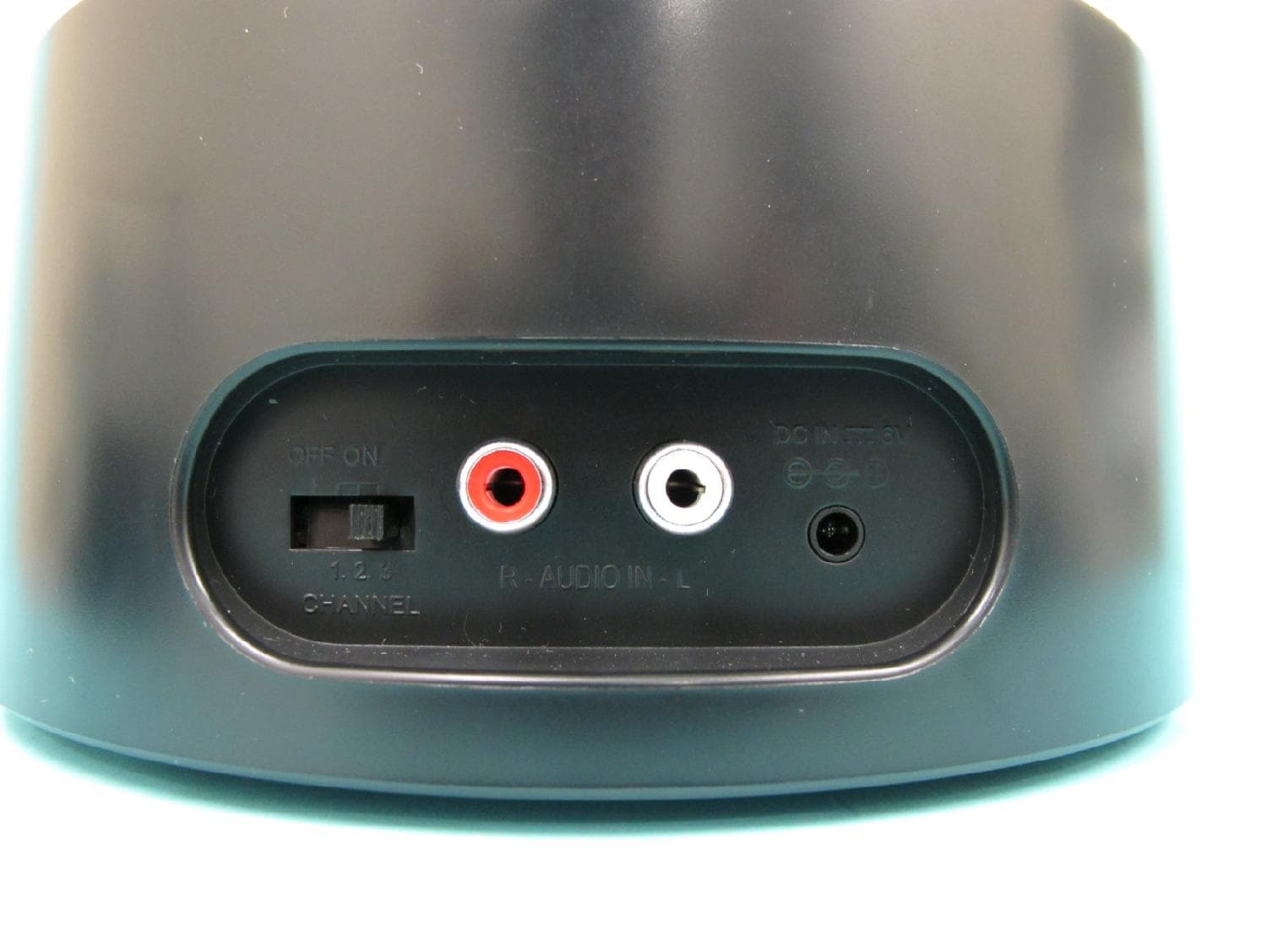 913 MHz Wireless Headphone System (Transmitter) - FCC ID VHCAAIAH0810US0 - Acoustic Arc International Ltd. (2)