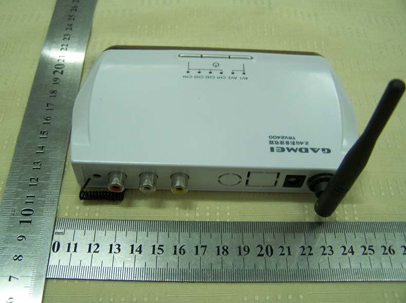 WIRELESS A/V TRANSMITTER AND RECEIVER - FCC ID VHH-GM2400 - QINGYUAN GADMEI ELECTRONICS TECHNOLOGY Co., Ltd. (3)