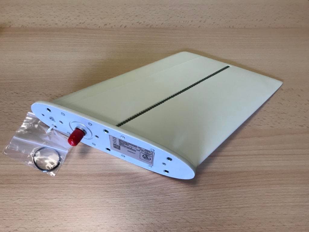 Emergency Locator Tracker (ELT) - FCC ID VIQ-ULTIMADT07 - SAFRAN ELECTRONICS & DEFENSE BEACONS S.A.S. (2)