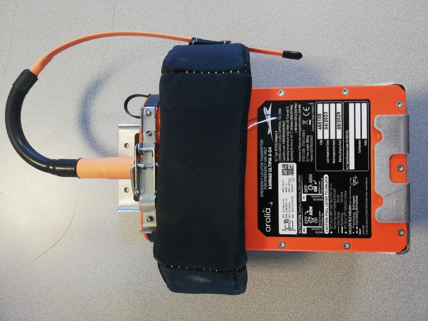 Emergency Locator Transmitter (ELT) - FCC ID VIQ-ULTIMASX4 - SAFRAN ELECTRONICS & DEFENSE BEACONS S.A.S.