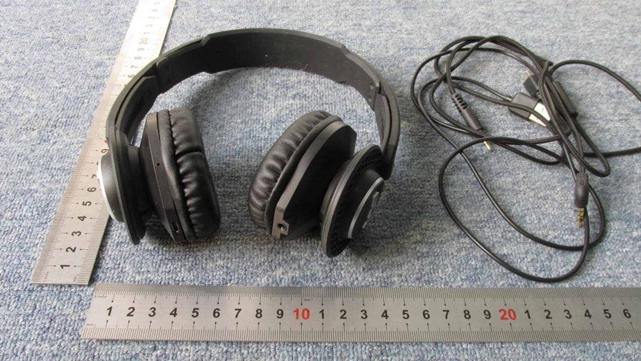 BT headphone - FCC ID VIXHPA150 - Voxx Accessories Corp. (3)