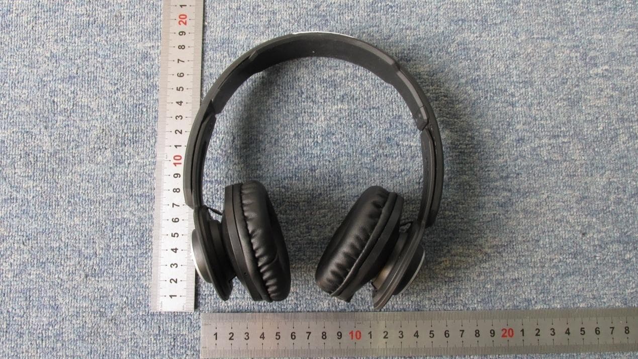 BT headphone - FCC ID VIXHPA150 - Voxx Accessories Corp.