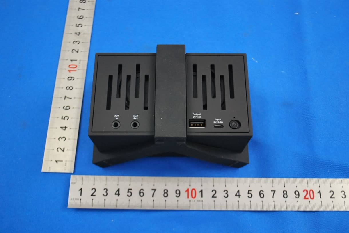 Rechargeable Bluetooth Speaker - FCC ID VL5-TUNZ - Plastoform Industries Ltd. (5)