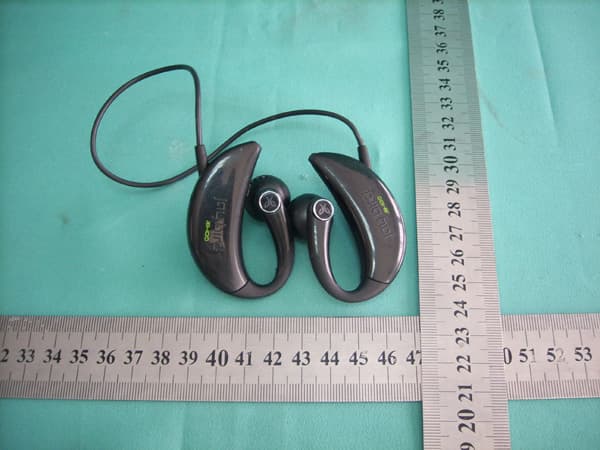 JAYBIRD BLUETOOTH STEREO HEADSET - FCC ID VL5JB100 - Plastoform Industries Ltd.