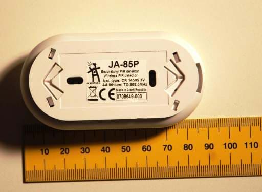 Wireless PIR detector- Component of Alarm system - FCC ID VL6JA85P - Jablotron Ltd