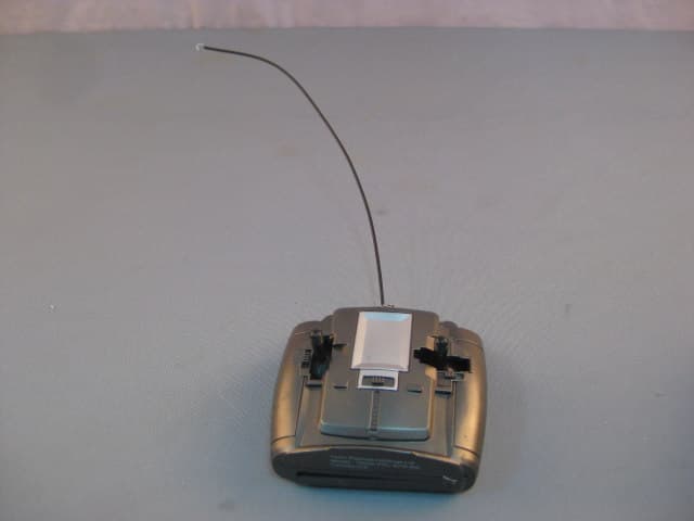 Off Road Racer Jeep Rescue - FCC ID VLE15053-PPL-2 - Asian Express Holdings Limited (2)