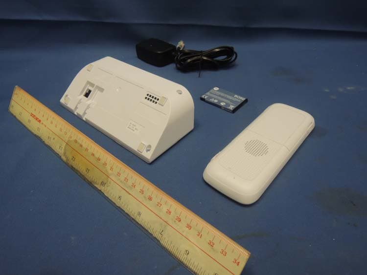 Video Baby Monitor - PU - FCC ID VLJ-BLINKBUDDY - Binatone Electronics International Ltd. (3)