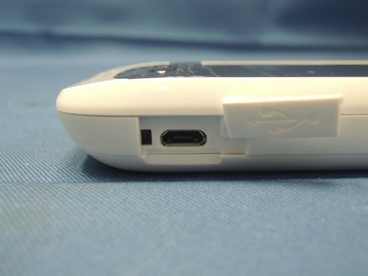 Video Baby Monitor - PU - FCC ID VLJ-BLINKBUDDY - Binatone Electronics International Ltd. (5)