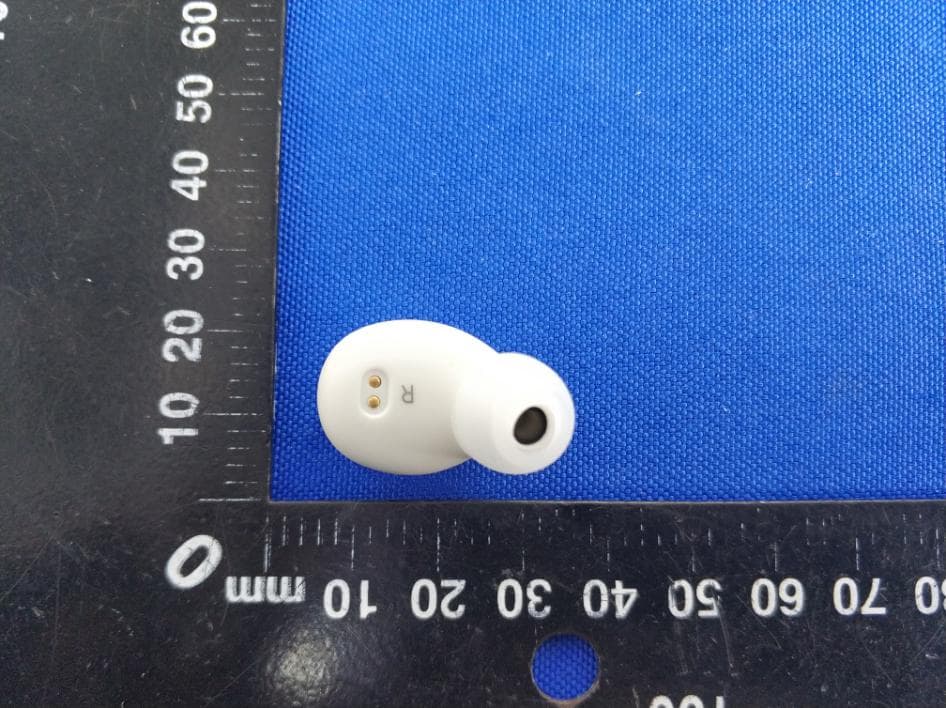 True Wireless Stereo - FCC ID VLJ-SH052 - Binatone Electronics International Ltd.