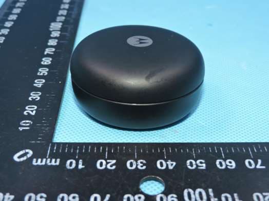 Bluetooth earphone - FCC ID VLJ-SH062 - Binatone Electronics International Ltd. (4)