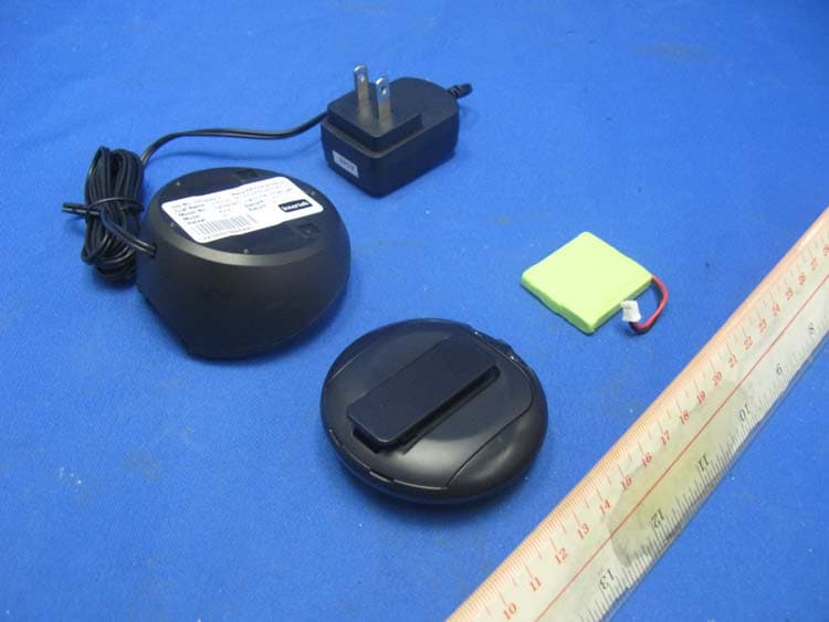 1.9GHz DECT Speaker Pod - FCC ID VLJ80-8815-00 - Binatone Electronics International Ltd. (2)