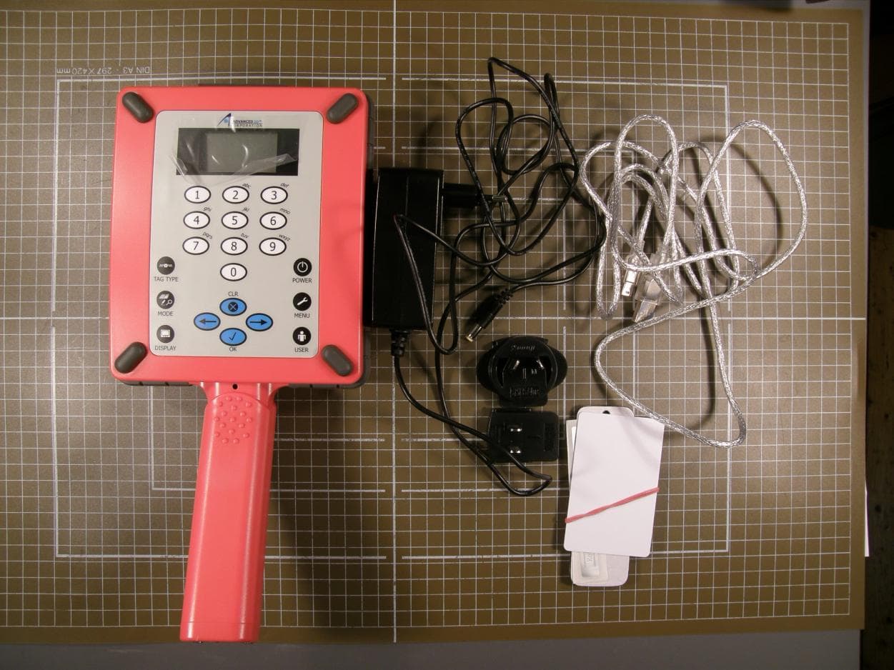 RFID Reader - FCC ID VLUST110 - Advanced ID Asia Engineering Co. Ltd