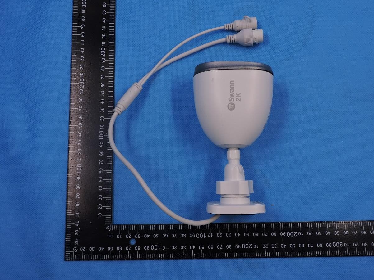 2K Outdoor Wi-Fi Spotlight Camera - FCC ID VMI2KOCAM - Swann Communications U.S.A. Inc. (2)