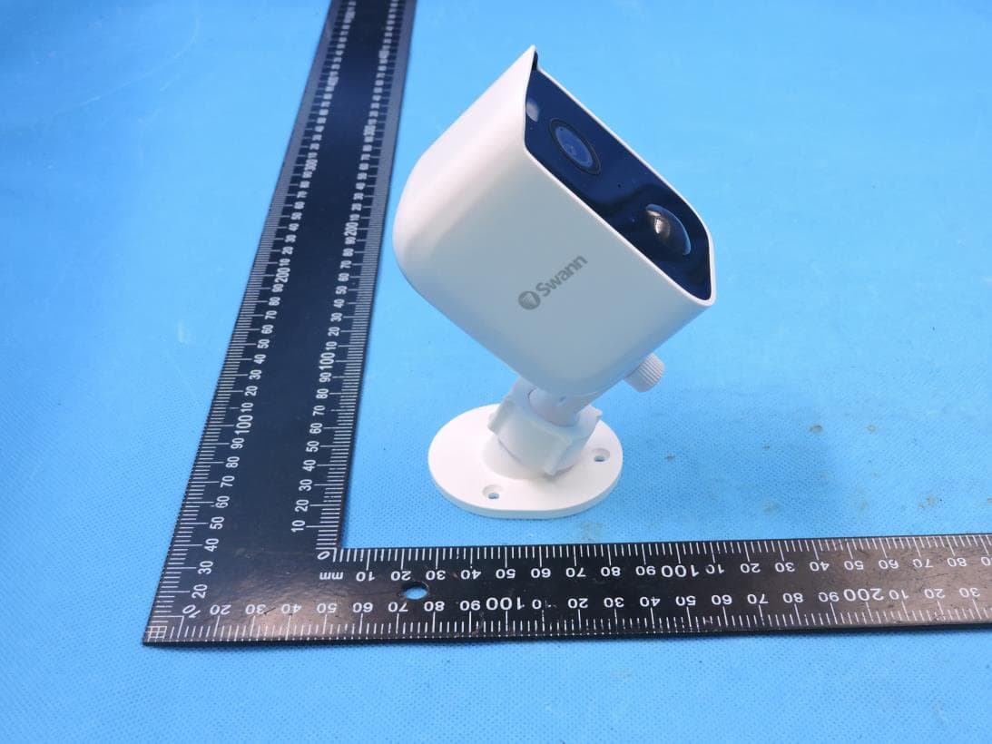 CoreCam Pro 2K Wire-Free Security Camera with Spotlight - FCC ID VMICOREPRO - Swann Communications U.S.A. Inc. (5)