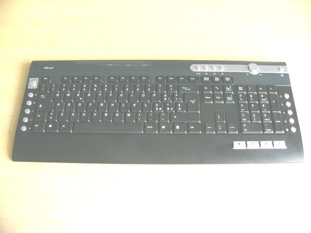 TRUST US DS-3250  MULTIMEDIA DESKSET-KEYBOARD - FCC ID VNK15554 - Trust International BV